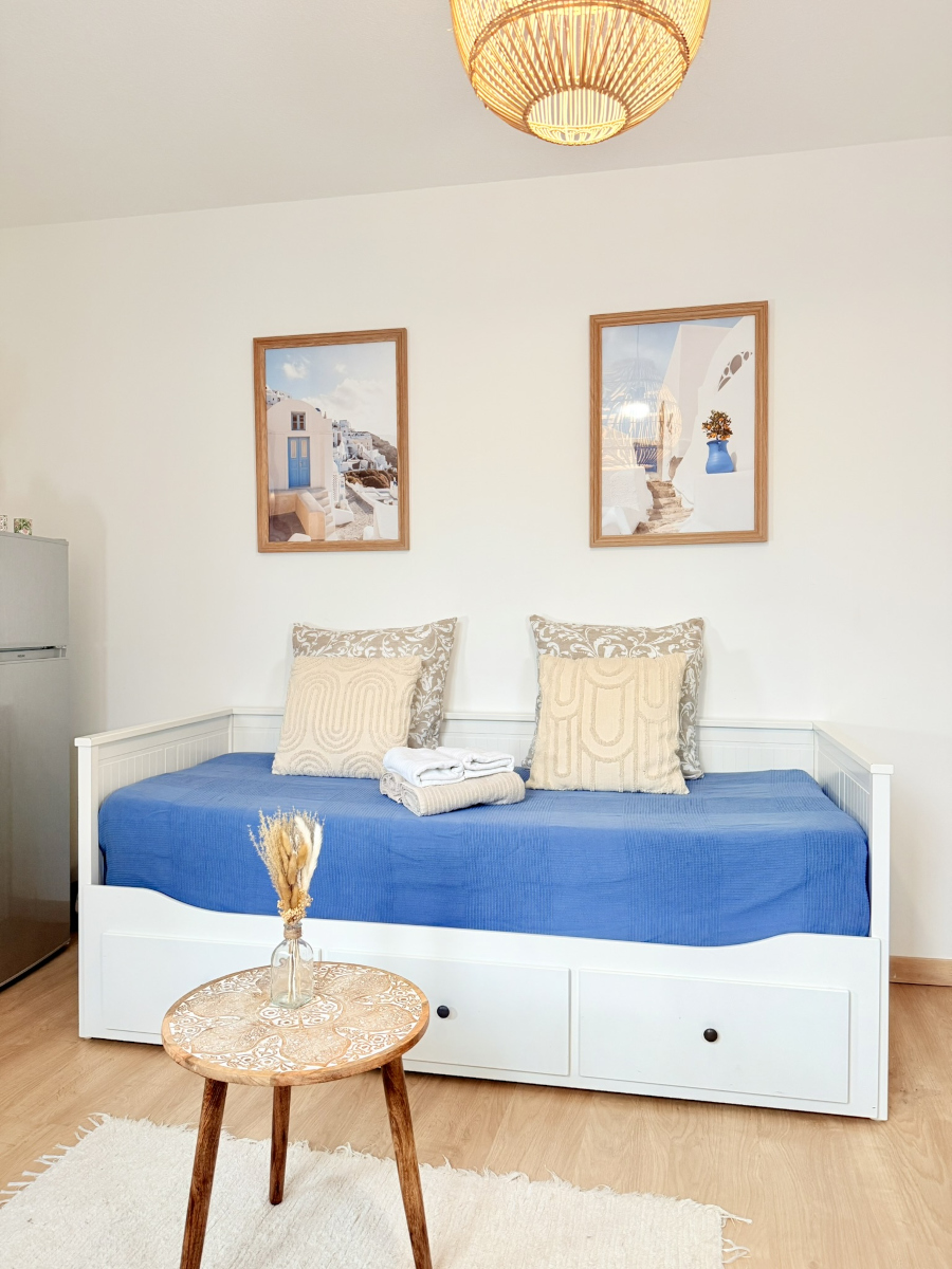 Coin nuit cosy à brive la gaillarde avec lit gigogne, linge soigné et décoration douce – Appart’Cosy